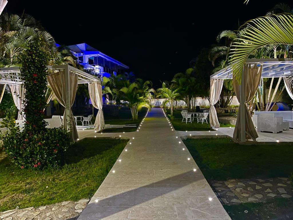 Daymond Blue Tropical Lodge Barahona Ngoại thất bức ảnh